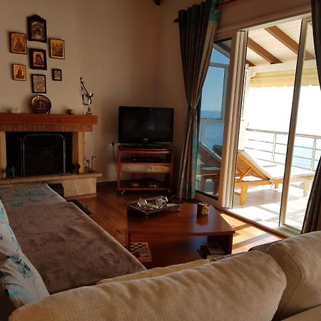 ★ Meniko'S House ★ Amazing Sea View Daire Himarë Dış mekan fotoğraf