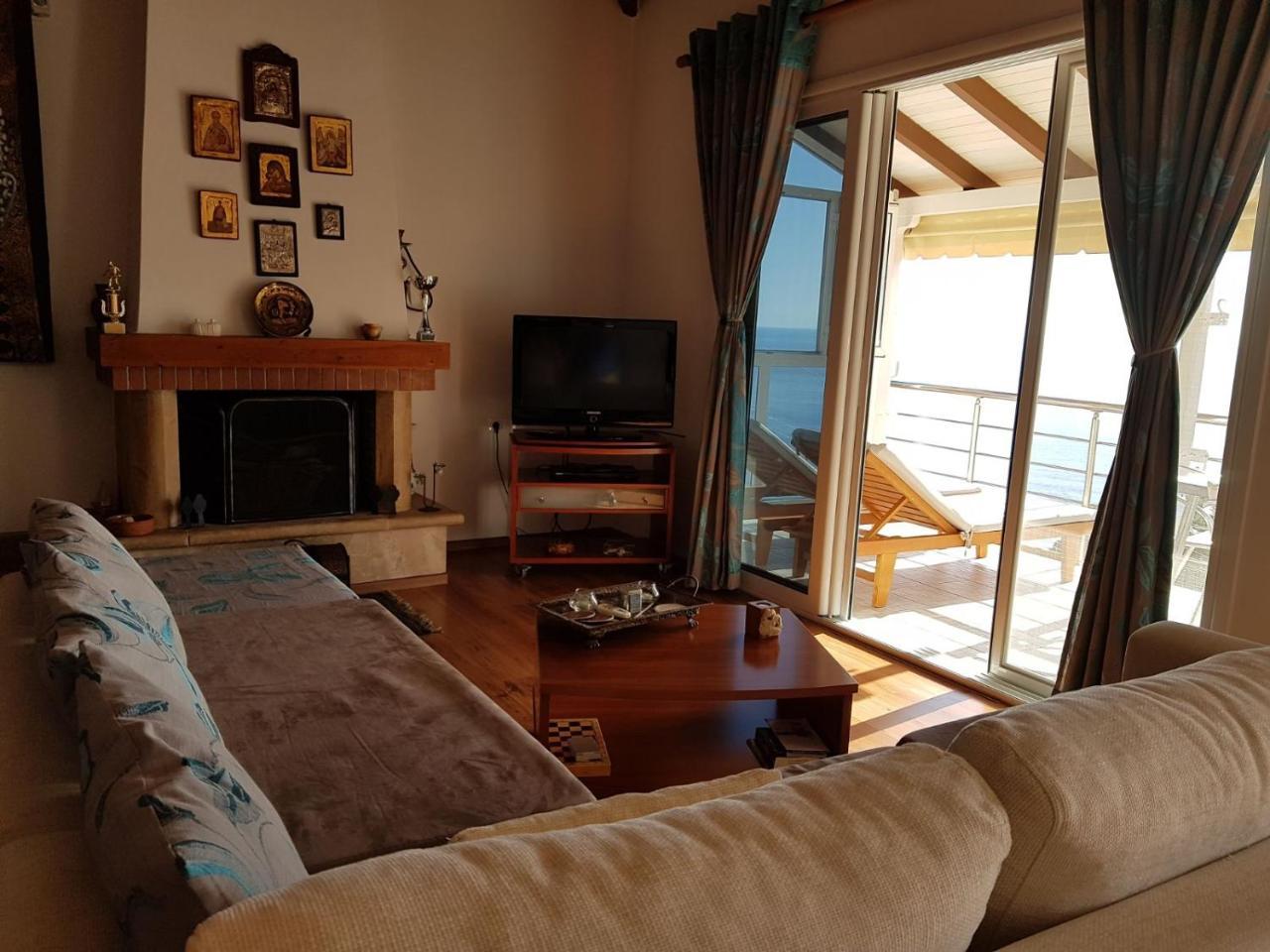 ★ Meniko'S House ★ Amazing Sea View Daire Himarë Dış mekan fotoğraf